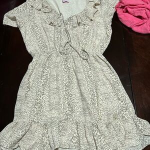 Stylish Dress in Cream and Gray